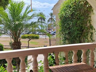 Casa adossada  Avenida santiago bernabéu. Adosado muy grande con vistas al mar en varadero