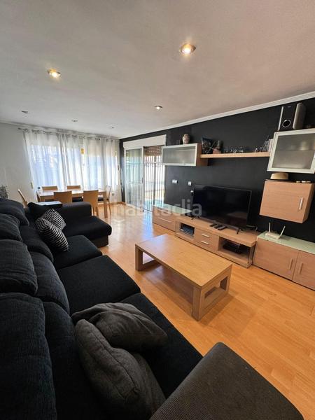 Foto db397098-038e-4fd1-b2b2-0db7638819c3. Chalet avec parking piscine dans Los Balcones-Los Altos Torrevieja