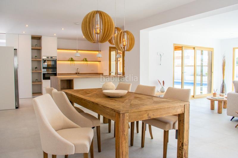 Foto 33c4214a-e884-4f62-a5e9-f22758a701a8. Chalet dans calle lavanderas dans Zona Carrefour - Urbanizaciones Torrevieja