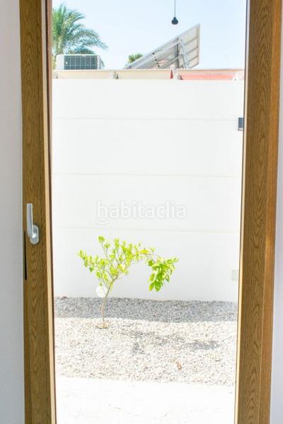 Foto 8149996f-bd05-4ba4-9408-fd9bc27fe9bd. Chalet dans calle lavanderas dans Zona Carrefour - Urbanizaciones Torrevieja