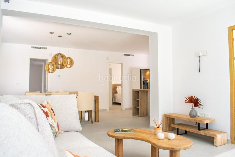 Foto b595ed4e-cce1-49b3-950c-a7174340dbf4. Chalet dans calle lavanderas dans Zona Carrefour - Urbanizaciones Torrevieja