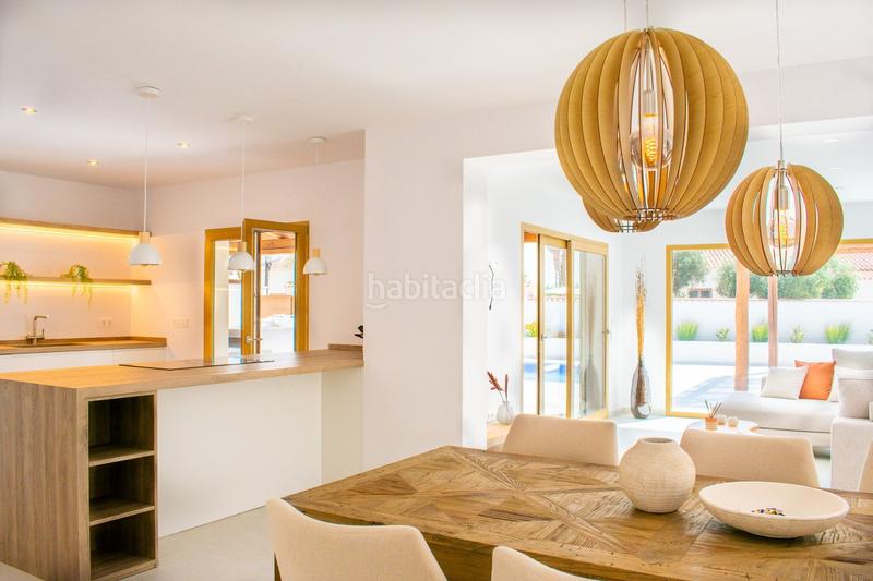 Foto cf0672fc-db92-4f1f-97a8-4d255318377c. Chalet dans calle lavanderas dans Zona Carrefour - Urbanizaciones Torrevieja