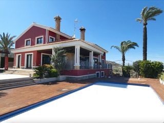 Chalet in Algorfa