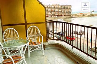 Appartement à Avenida doctor mariano ruiz canov 36. Amplio apartamento 119 m  2 planta, 1 línea de playa de los loco