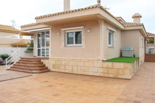 Chalet in Playa de las Gaviotas - El Pedrucho