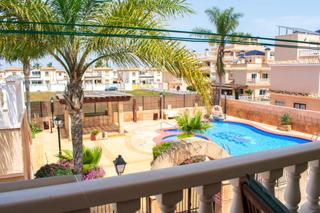 Casa adossada a Villamartín-Las Filipinas