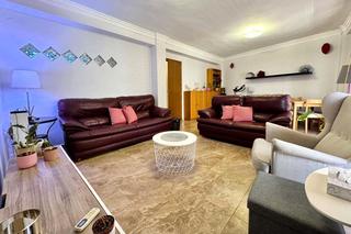Appartement in Calle patricio zammit 33. Amplio apartamento reformado 110 m  3. planta, en pleno centro.