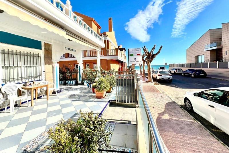 Foto 76ae2efc-a122-4a10-9bb3-97aa2553f78a. Semi detached house in avenida holandeses 4 in Los Europeos Torrevieja