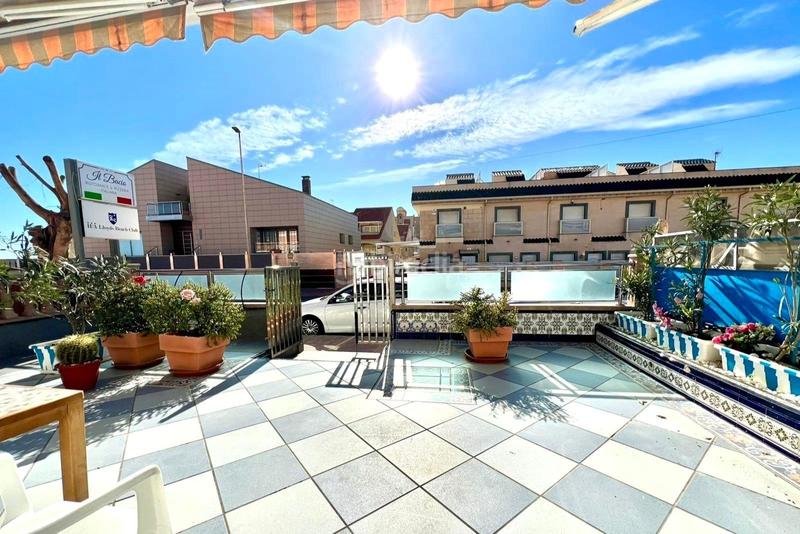 Foto 94dc980f-64ab-4020-88d9-46d3f16bbca5. Semi detached house in avenida holandeses 4 in Los Europeos Torrevieja