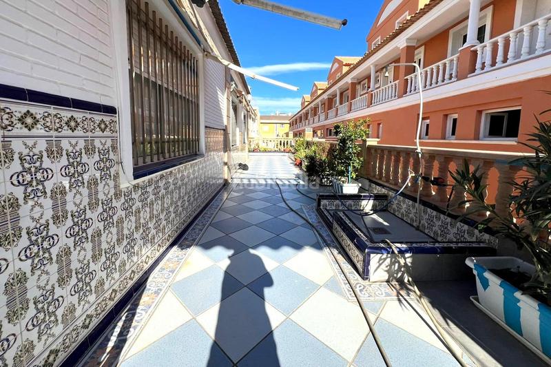 Foto c7978150-db0e-46a8-9c82-a3b09cfd8f5c. Semi detached house in avenida holandeses 4 in Los Europeos Torrevieja