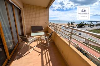 Appartement à Avenida doctor gregorio marañon 78. Apartamento 75 m, planta 3. primera línea de la playa del acequi