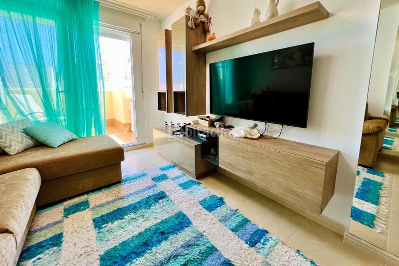 Foto 229a67a5-aa9a-4538-95ab-38b875480a23. Àtic a calle oslo 6 a Zona Playa de los Locos Torrevieja