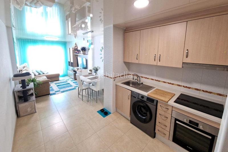 Foto fcedd123-658b-45f8-8f86-818d8c0db2b1. Àtic a calle oslo 6 a Zona Playa de los Locos Torrevieja