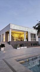 Chalet  Coruna-montepinar. Villa moderna con piscina en montepinar