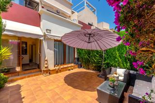 Semi detached house  Calle gotzone mora. Adosado listo para entrar a vivir en aguas nuevas