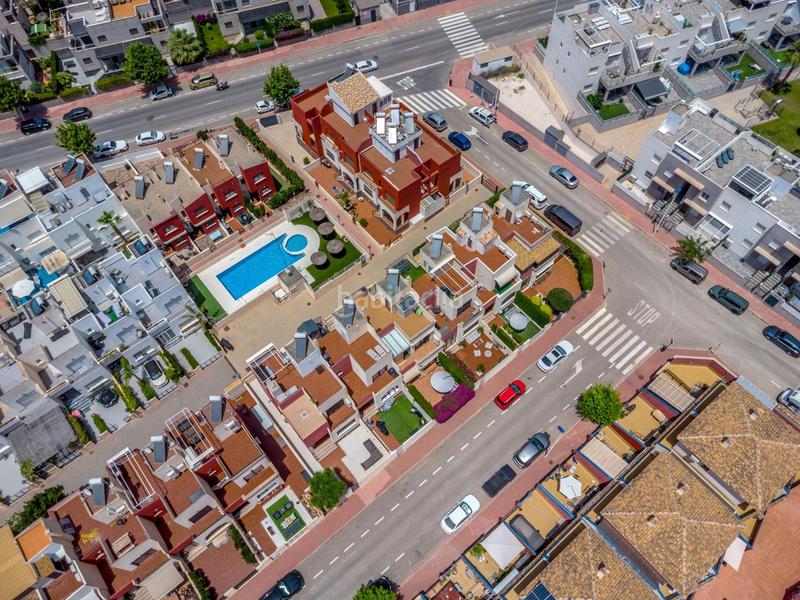 Foto 45ae27ea-111d-497f-b02f-586998569849. Semi detached house with heating pool in Parque Acuático - Sector 25 Torrevieja