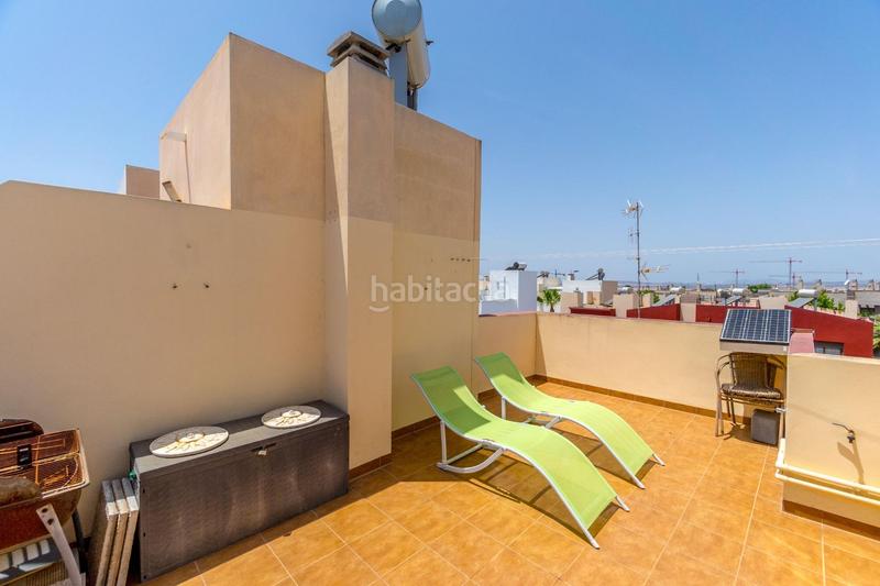 Foto 6ee851fb-90f0-4a2e-93fc-216934e95d9d. Semi detached house with heating pool in Parque Acuático - Sector 25 Torrevieja