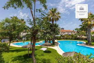Maison jumelée à Calle morera 3. Casa adosada 80 m  2 dorm en el popular parquemar iii. terraza p