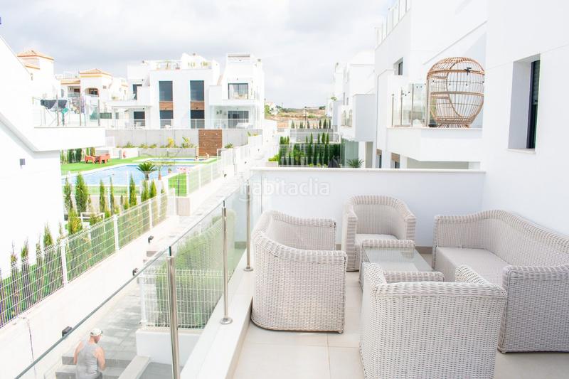 Foto 01f6cd2e-7117-4818-b7e0-b63df471bedc. Chalet en calle mandarino villa exclusiva 193 m en la zona de vistabella golf. en Orihuela