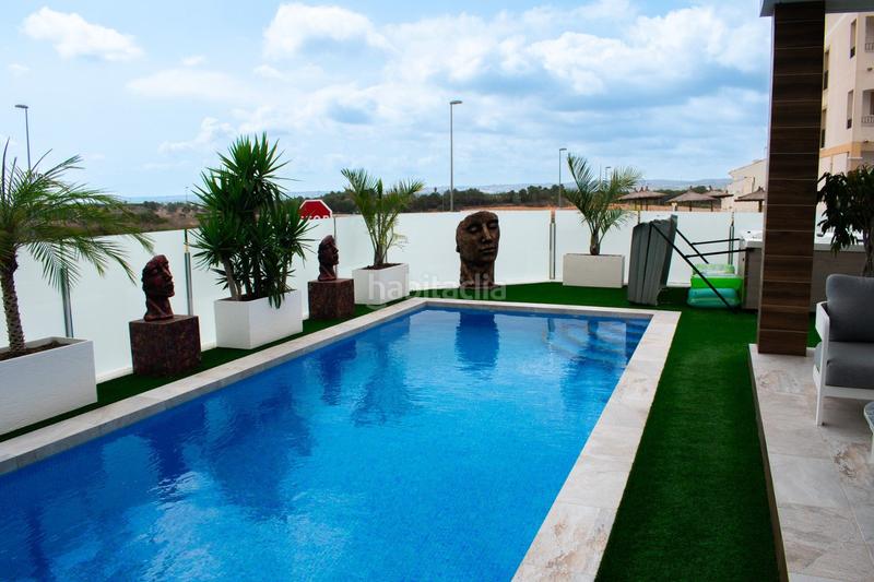 Foto 31afd57e-f1d1-4dd2-8521-75a84a73dba4. Chalet en calle mandarino villa exclusiva 193 m en la zona de vistabella golf. en Orihuela