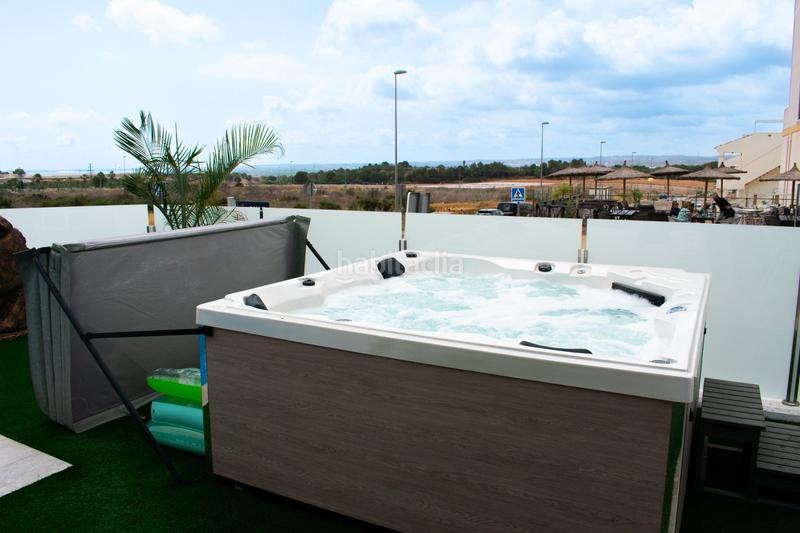 Foto adb0c356-7a78-40e6-8476-e512081fe2b1. Chalet en calle mandarino villa exclusiva 193 m en la zona de vistabella golf. en Orihuela