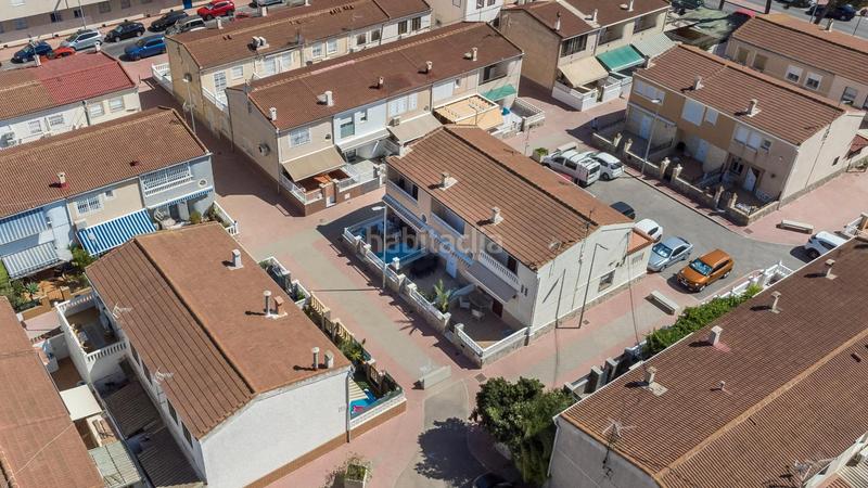 Foto 8ce1c629-37e7-431b-8063-658ad9f9dde2. Casa a schiera in calle bulnes 3 in Playa de los Náufragos Torrevieja