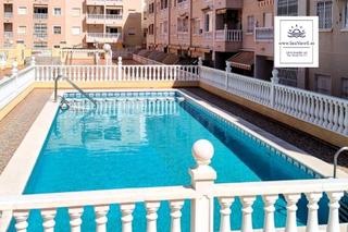 Apartamento en Calle zoa 73b. Acogedor apartamento céntrico 58 m con 2 dormitorios, balcón, pi