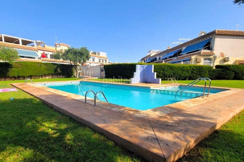 Foto 2cce7cd5-9f05-4990-bf2f-680cd084909c. Pis a avenida alfredo nobel 193 a Zona los Frutales Torrevieja