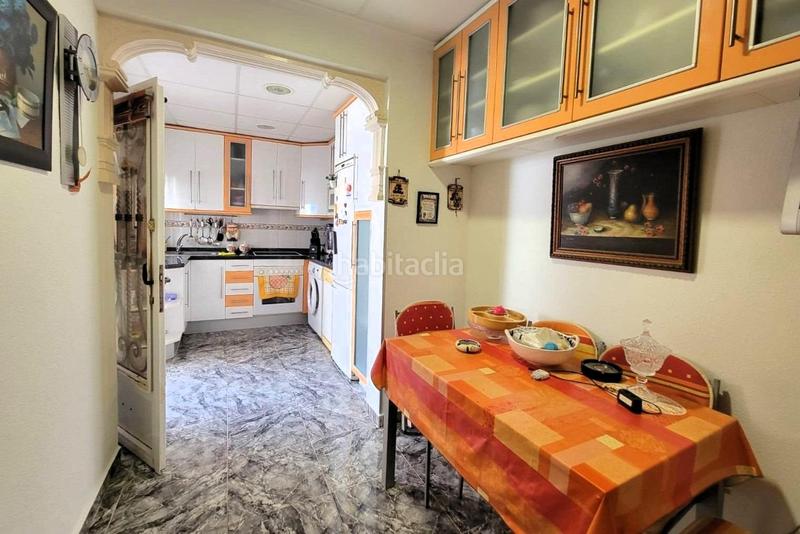 Foto 77dfc509-f866-4374-923e-a2baefe297cd. Pis a avenida alfredo nobel 193 a Zona los Frutales Torrevieja