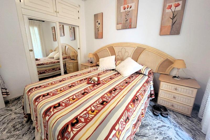 Foto b4ce11c8-a15f-4ff4-a8bf-450571cb245c. Pis a avenida alfredo nobel 193 a Zona los Frutales Torrevieja