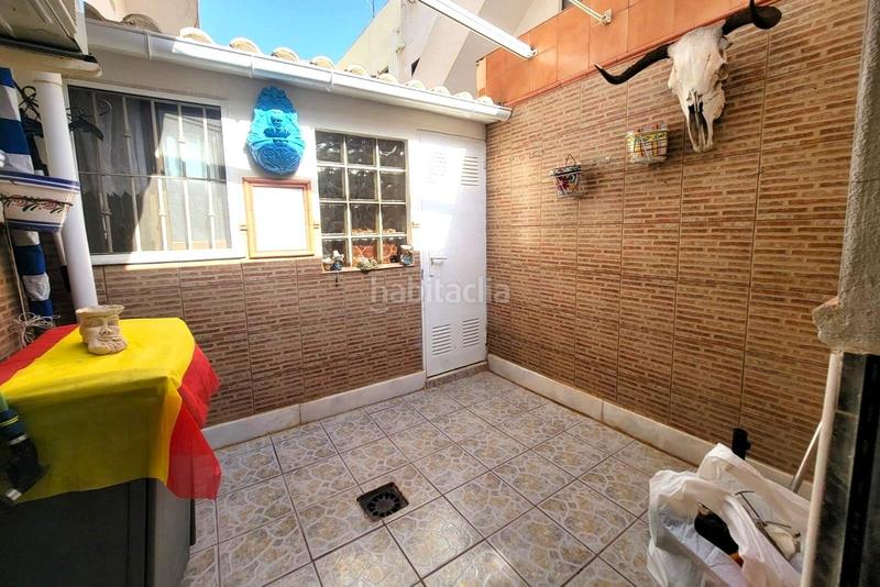 Foto d57f20f3-302e-4291-842c-ac5927aa2358. Pis a avenida alfredo nobel 193 a Zona los Frutales Torrevieja