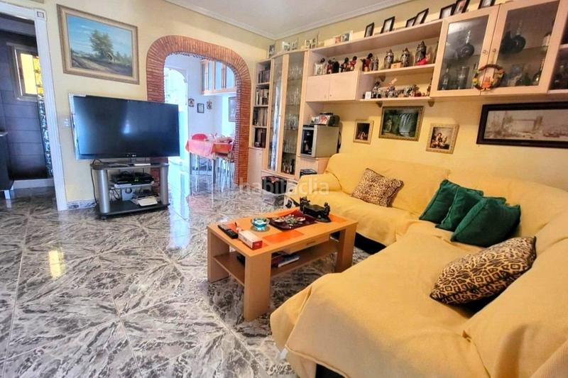 Foto eea49b0d-3afe-45ae-ab03-1bfb0bc1afb7. Pis a avenida alfredo nobel 193 a Zona los Frutales Torrevieja