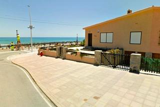 Maison  Avenida europeos los 1. Oportunidad única en primera línea de la mata casa con parcela d