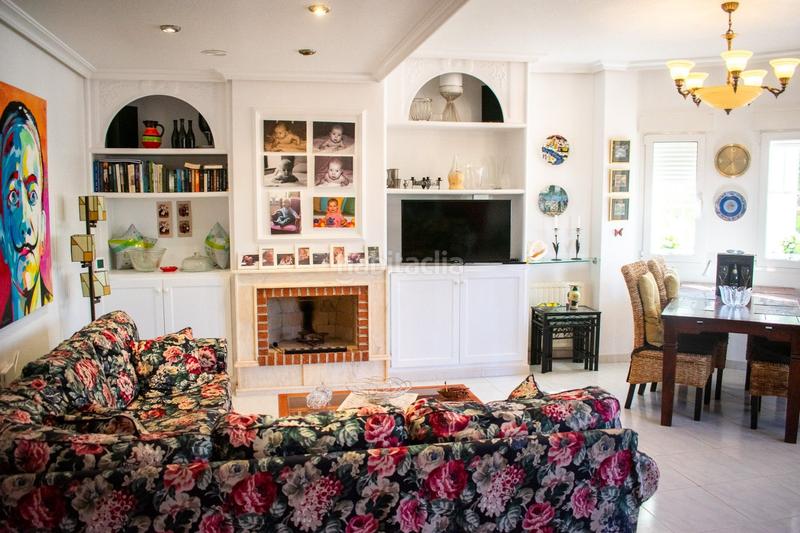 Foto d6018a9e-3121-419a-a9f3-608797a537cf. Chalet con piscina in La Zenia Orihuela