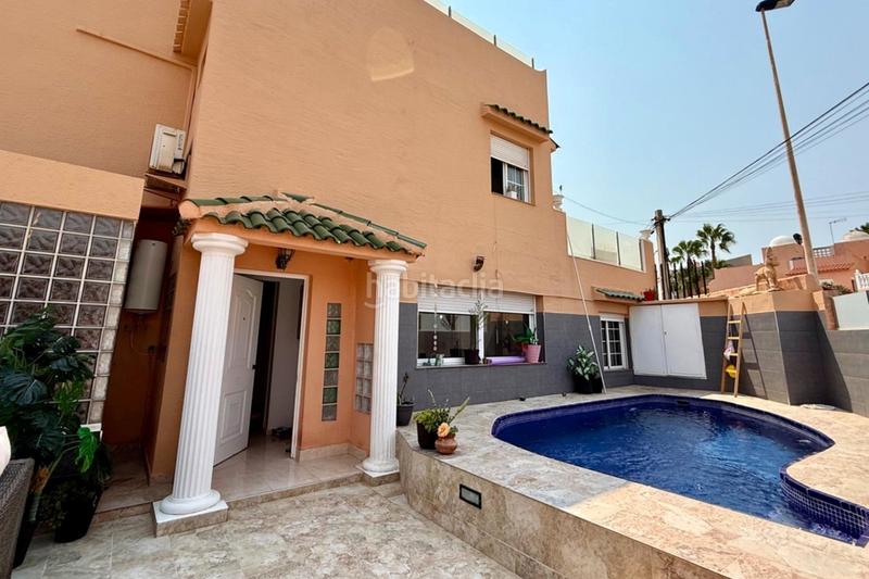 Foto 15ae15c3-28a5-4d7a-97c0-3b9e739dad62. Casa adossada a calle severo ochoa 73 a Zona los Frutales Torrevieja