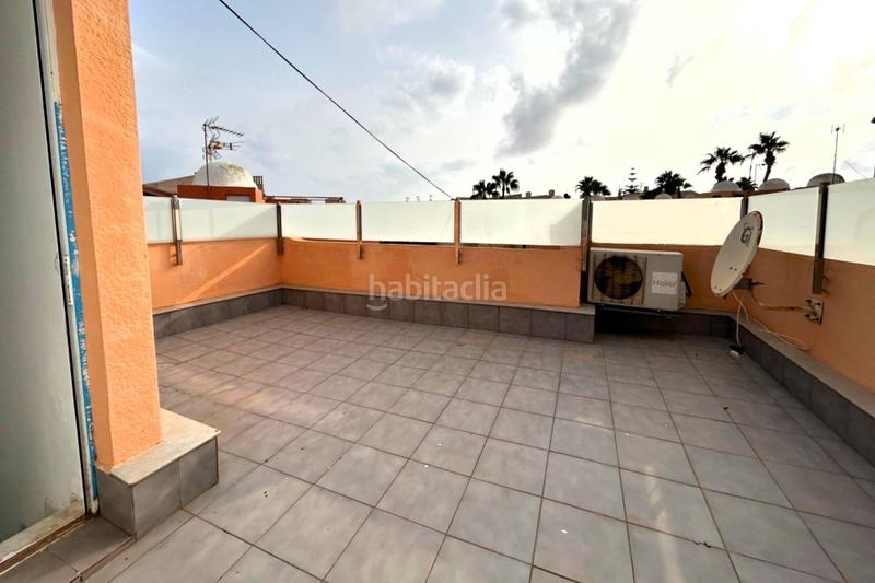 Foto 28178527-bf8e-4952-966f-37ec41c347e8. Casa adossada a calle severo ochoa 73 a Zona los Frutales Torrevieja