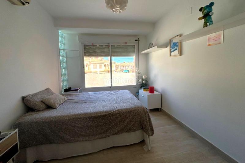 Foto 6092edee-6821-40a1-84d0-2989a14a1afd. Casa adossada a calle severo ochoa 73 a Zona los Frutales Torrevieja