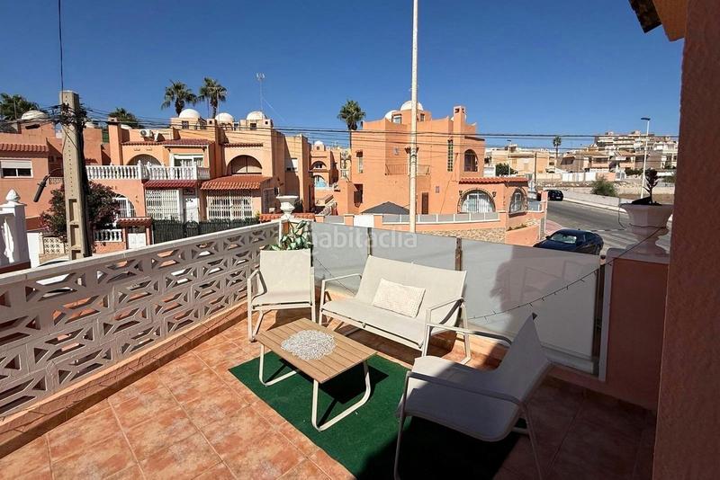 Foto 9de00c20-0285-419a-b537-d229c0221194. Casa adossada a calle severo ochoa 73 a Zona los Frutales Torrevieja