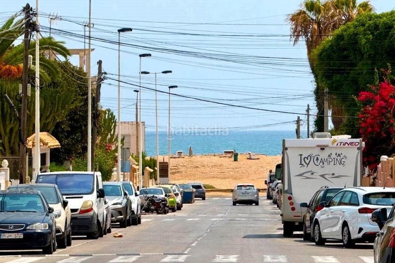 Foto a069e6e7-66d8-478b-8a86-ab38ffd0c1af. Casa adossada a calle severo ochoa 73 a Zona los Frutales Torrevieja