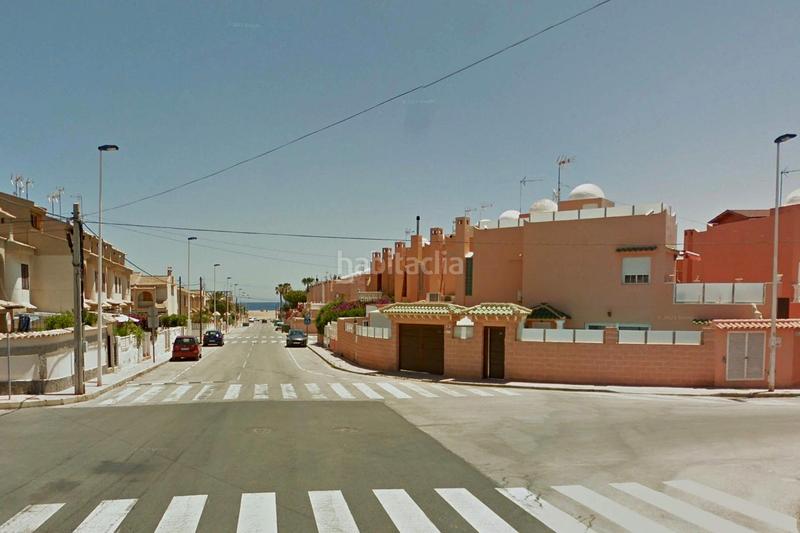 Foto d6a8193b-f9f2-4706-a5d2-39416c44923c. Casa adossada a calle severo ochoa 73 a Zona los Frutales Torrevieja