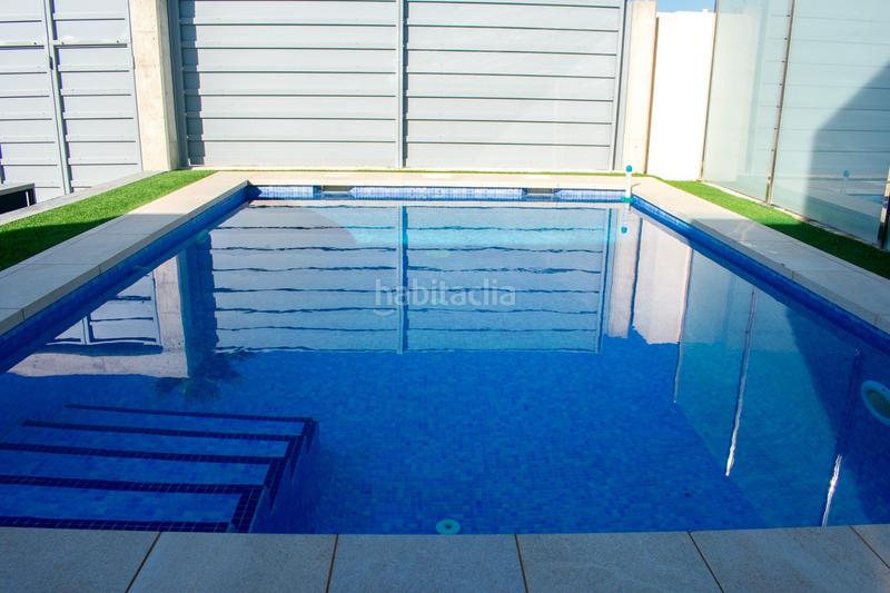 Foto 0277e12c-c535-45ae-af2b-83d0d3ba1c1e. Casa adossada amb piscina a Desamparados - Hurchillo - Torremendo Orihuela