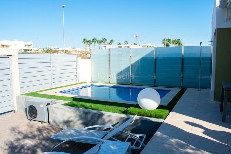 Foto 0b562364-178c-4784-a662-0890e71c5d65. Casa adossada amb piscina a Desamparados - Hurchillo - Torremendo Orihuela