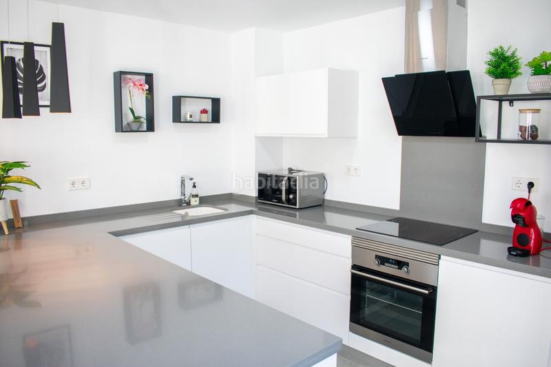 Foto a8de947b-8ead-404a-8a0b-9d4521652c7c. Reihenhaus mit pool in Desamparados - Hurchillo - Torremendo Orihuela