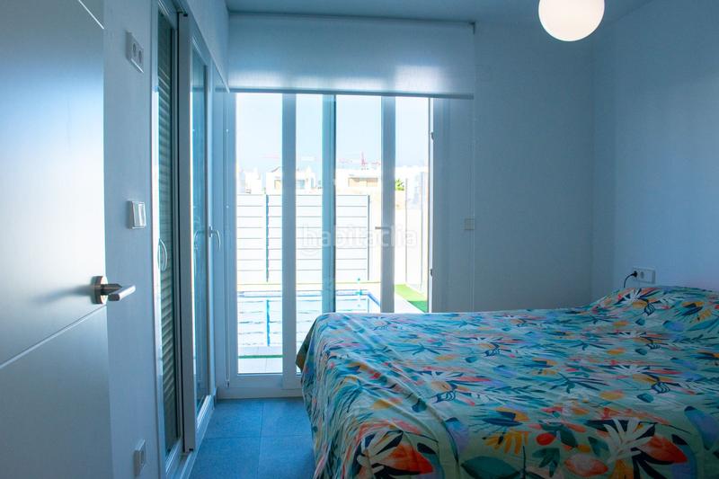 Foto e79a81ad-f0b7-40a3-b9e2-6945c23aa20b. Reihenhaus mit pool in Desamparados - Hurchillo - Torremendo Orihuela