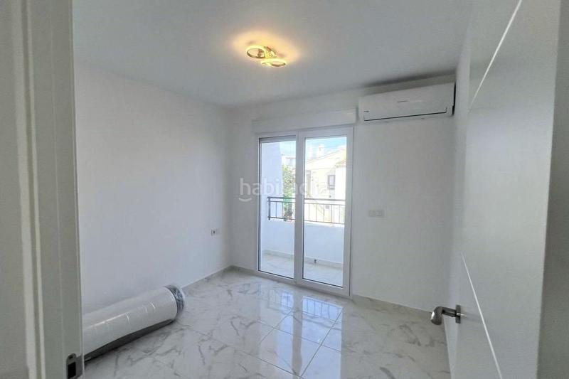 Foto 0037fd5b-6f1a-4fbe-a807-09dfe9e5fc37. Casa a schiera in calle salvador dali 100 in Los Balcones-Los Altos Torrevieja