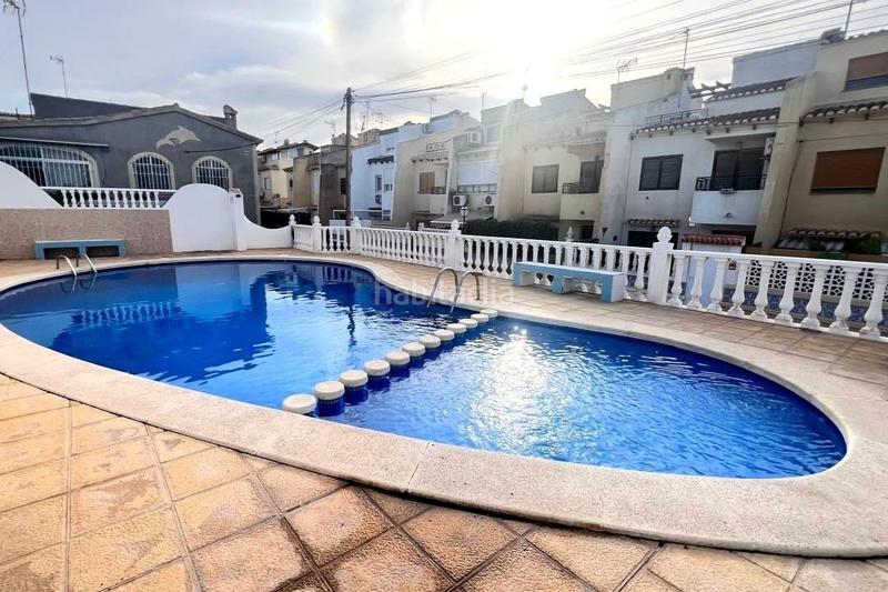 Foto 27369b74-ca83-49c1-be84-9791336f2624. Casa a schiera in calle salvador dali 100 in Los Balcones-Los Altos Torrevieja