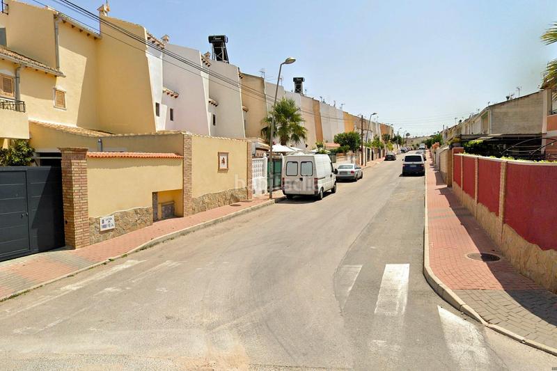 Foto 49afc88e-bd1d-4860-9c83-5b703d1fcb65. Casa a schiera in calle salvador dali 100 in Los Balcones-Los Altos Torrevieja