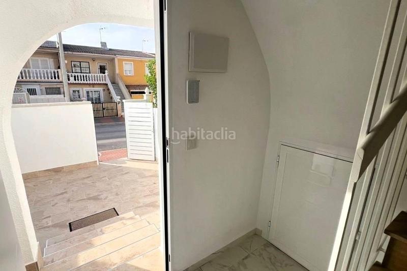 Foto 66c86912-2069-43bc-a6a1-72c3c3a45a99. Casa a schiera in calle salvador dali 100 in Los Balcones-Los Altos Torrevieja