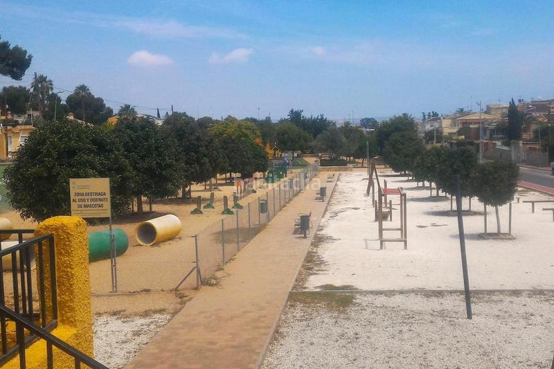 Foto 9a964905-b366-44c3-8871-c82c38bc3339. Casa a schiera in calle salvador dali 100 in Los Balcones-Los Altos Torrevieja