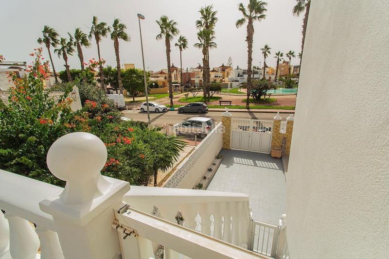 Foto 69f18db1-8bfc-4c09-bfe5-599d05ec8fcc. Casa adossada amb calefacció a Los Balcones y los Altos Orihuela